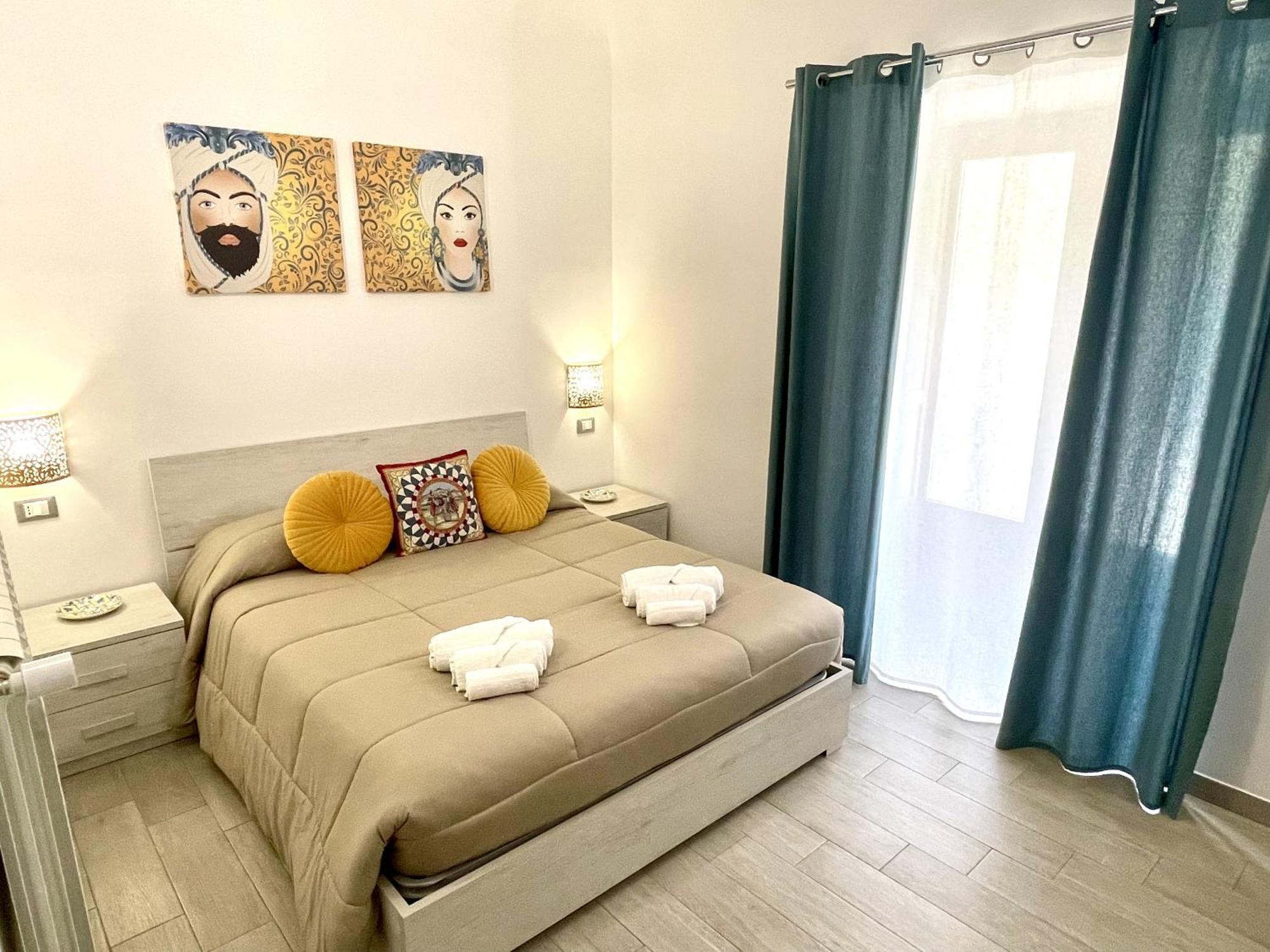 I Mori - Holiday Rooms Lascari Extérieur photo